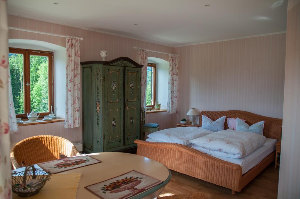 ルーポルディングAlmbauernhofアパートメント 部屋 写真